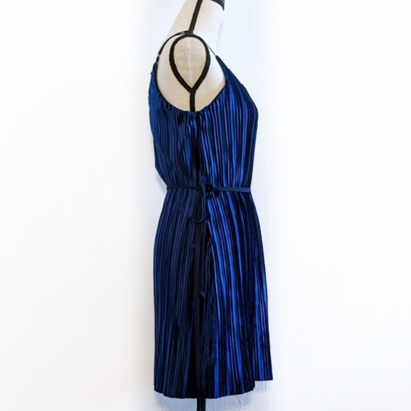 NWT As U Wish Accordion Pleated Velvet Dress S - Picture 3 of 7